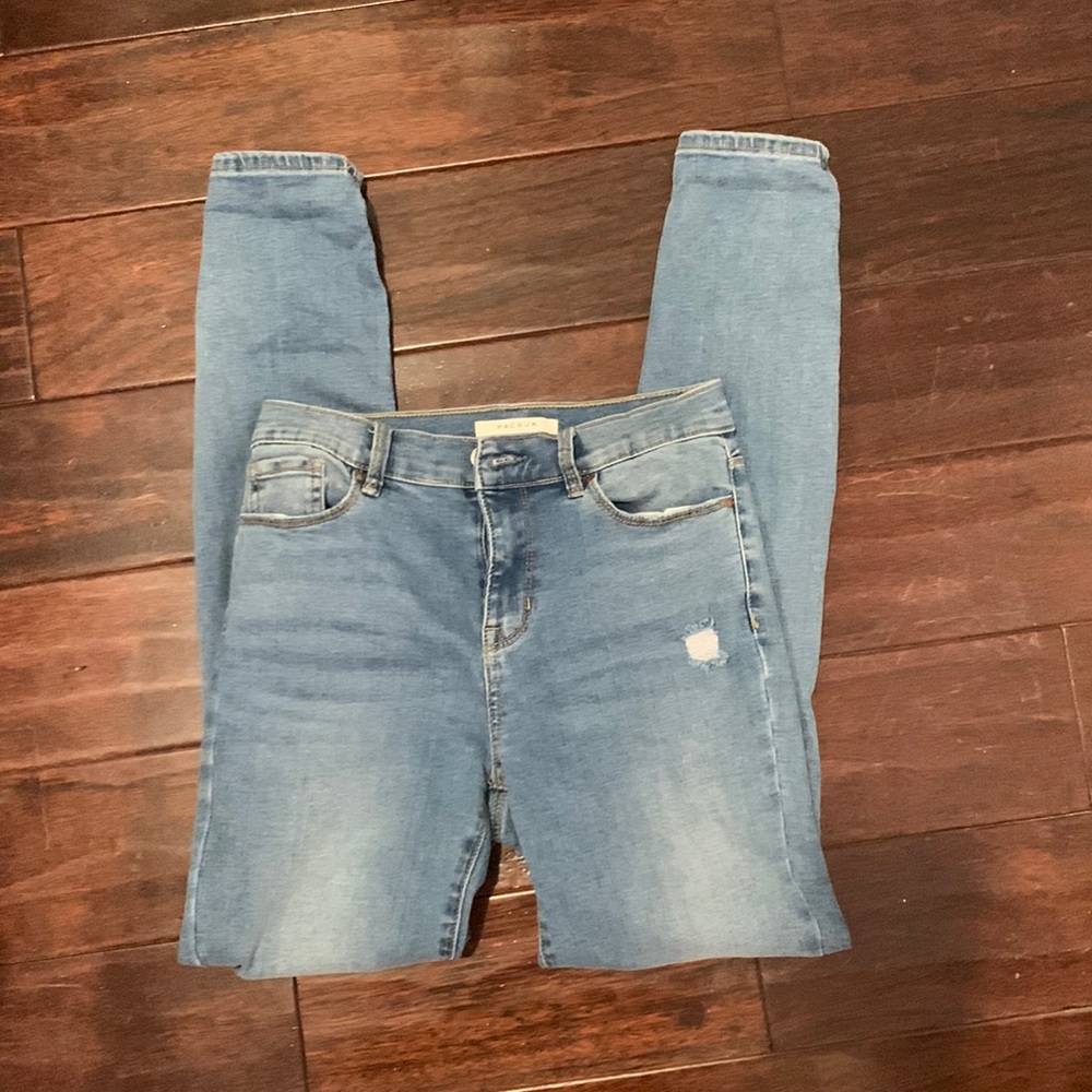 Skinny jeans and 57 the length is perfect
